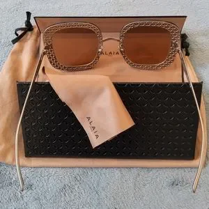Alaia | Accessories | Nwot Alaia Oversized Copper Gold  display picture 3